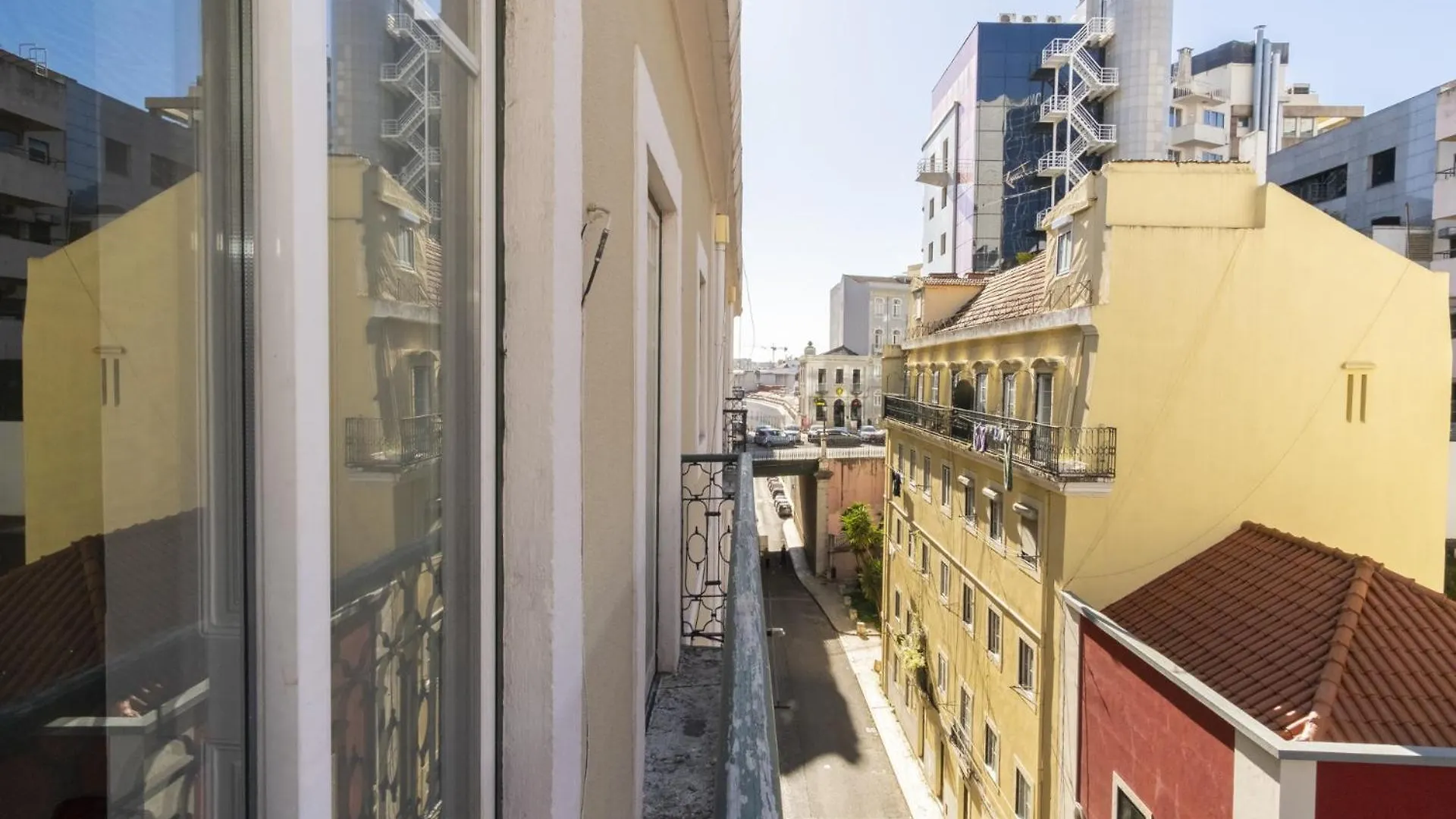 Apartment In Lisbon City Center With A Terrace, 317 0*,  פורטוגל